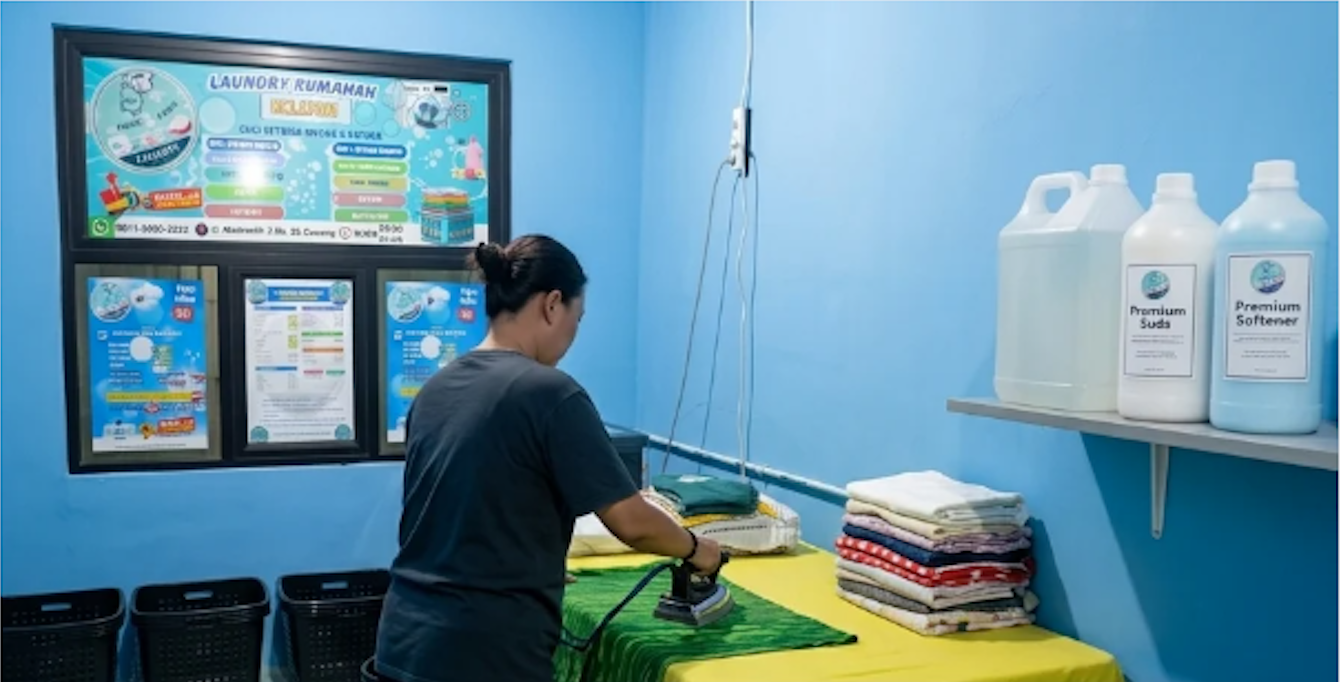 Proses cuci pakaian bersih dan wangi di Mama & Ken's Laundry Cawang Jakarta Timur
